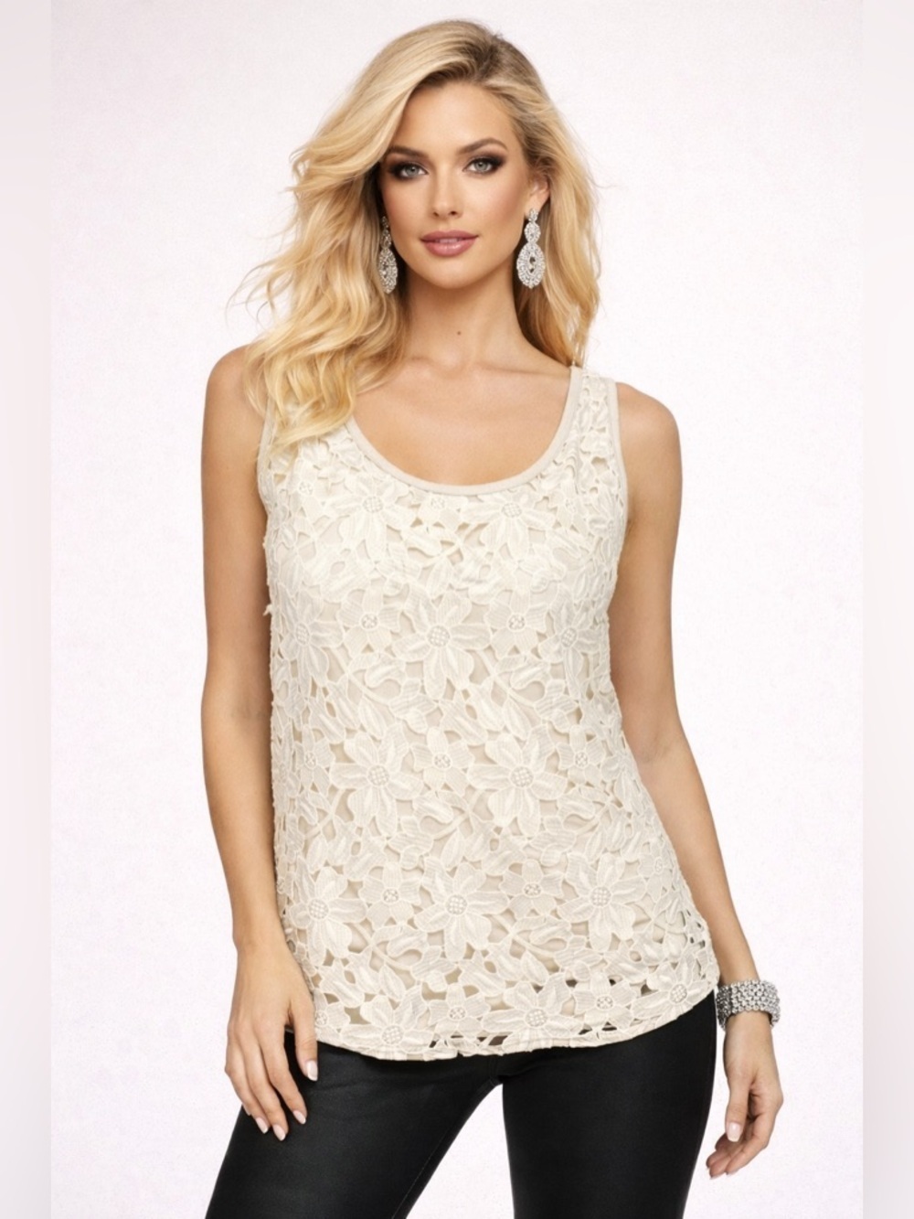 🔥🔥SIB Sleeveless Lined Lace Flowered Top Cream Size Small